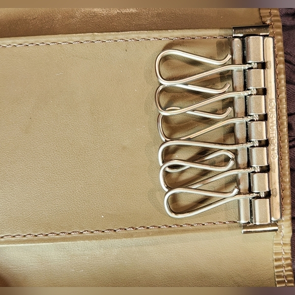 Louis Vuitton Epi Leather Poivre 6 Ring Key Holder Pepper Card Gray Case Cles - Picture 9 of 10